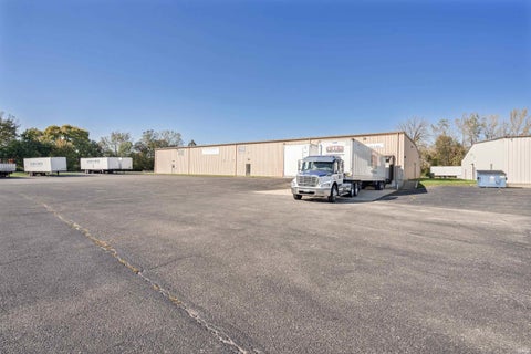 Tiny photo for 1040-1050 Industrial Parkway, Kokomo, IN 46970 (MLS # 202644223)