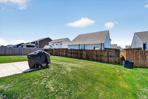 Tiny photo for 3271 Sand Walk Drive, Kokomo, IN 46902 (MLS # 202620466)