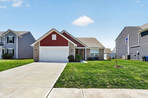 Photo of 3271 Sand Walk Drive, Kokomo, IN 46902 (MLS # 202620466)
