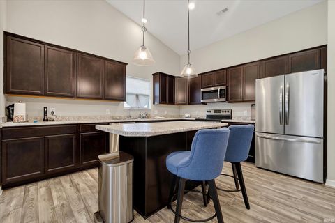 Tiny photo for 3271 Sand Walk Drive, Kokomo, IN 46902 (MLS # 202620466)