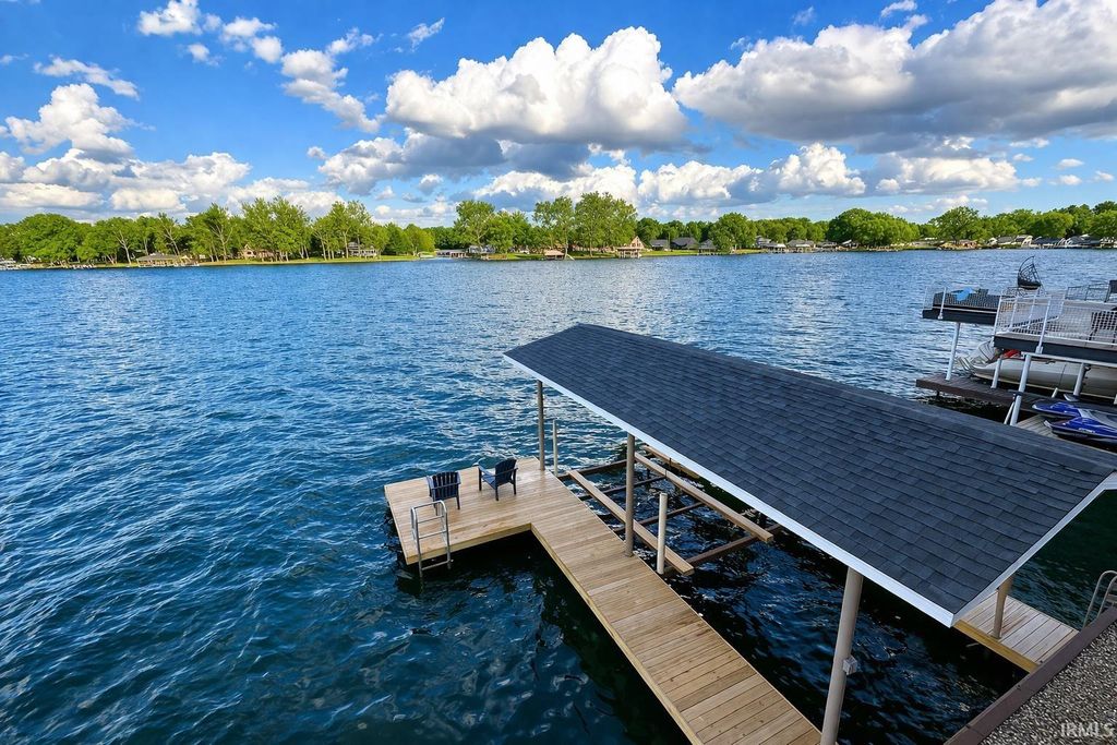 Photo of 5117 N West Shafer Drive, Monticello, IN 47960 (MLS # 202609421)