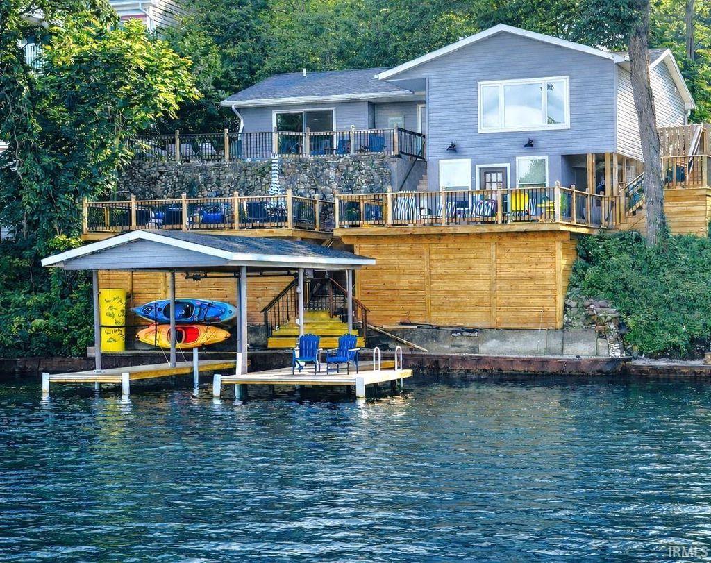 Photo of 5117 N West Shafer Drive, Monticello, IN 47960 (MLS # 202609421)