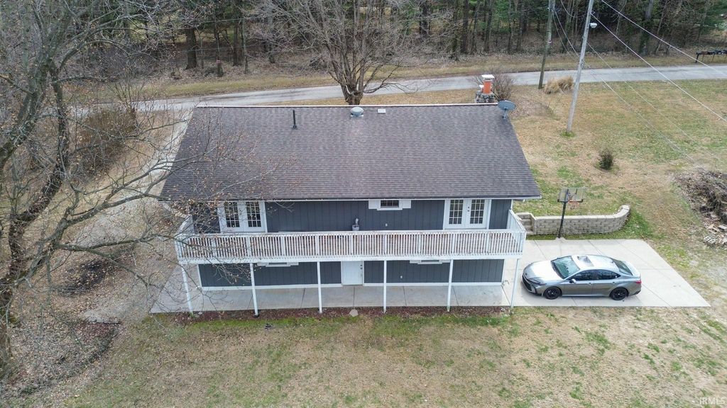 Photo of 528 W Poplar Avenue, Princeton, IN 47670 (MLS # 202606087)