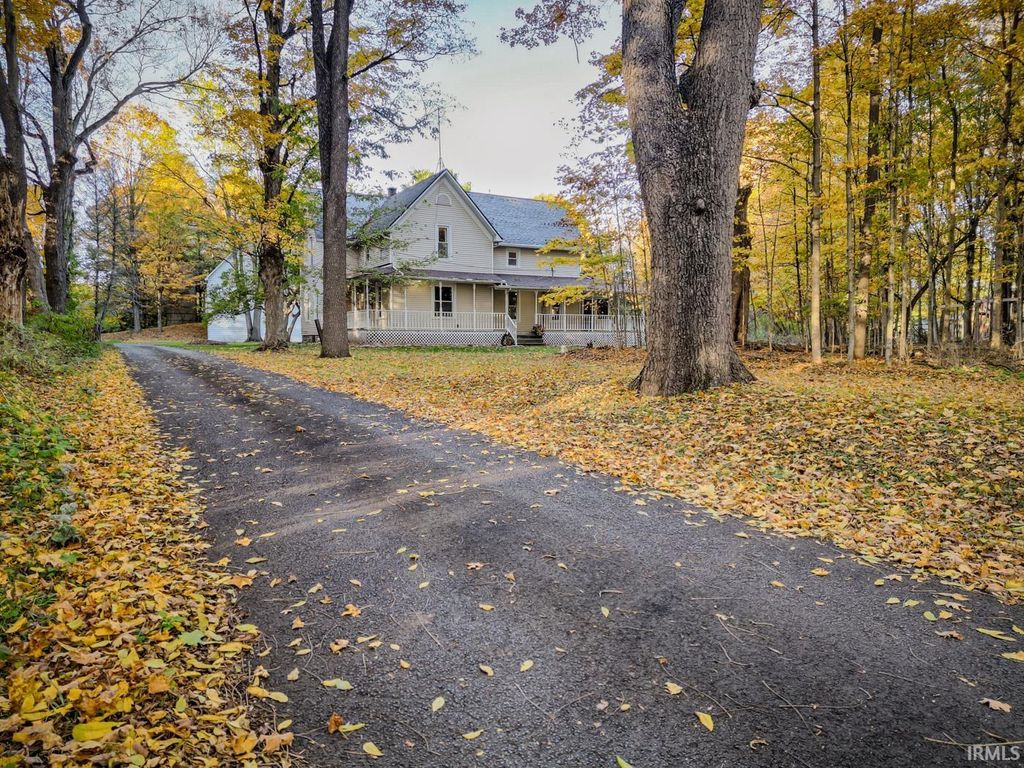 Photo of 51272 County Road 7, Elkhart, IN 46514 (MLS # 202543976)