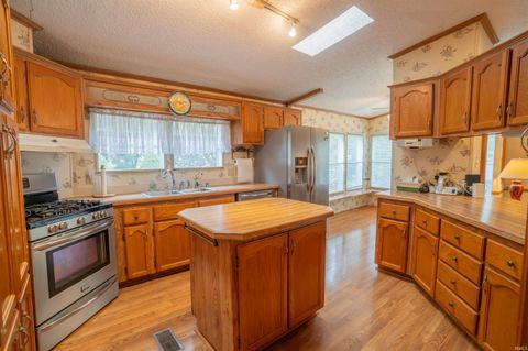 Tiny photo for 73 W 600 N, Winamac, IN 46996 (MLS # 202543398)