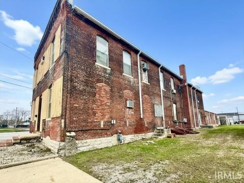 Tiny photo for 100 E Broadway St, Kokomo, IN 46901 (MLS # 202610667)