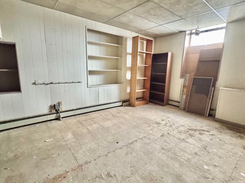 Tiny photo for 100 E Broadway St, Kokomo, IN 46901 (MLS # 202610667)