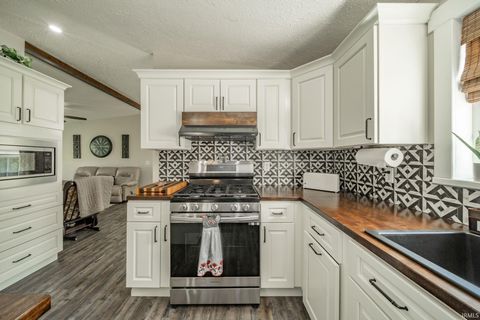 Tiny photo for 745 S County Road 400, New Castle, IN 47362 (MLS # 202612684)