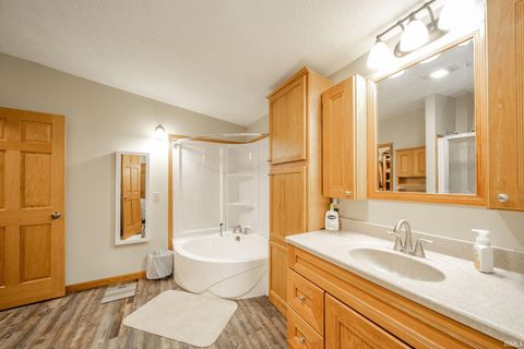 Tiny photo for 745 S County Road 400, New Castle, IN 47362 (MLS # 202612684)