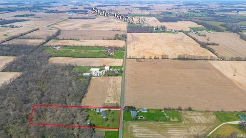 Tiny photo for 745 S County Road 400, New Castle, IN 47362 (MLS # 202612684)