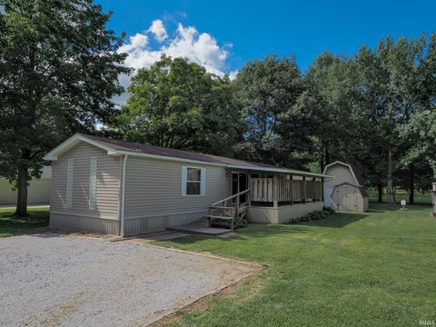 Tiny photo for 6805 E Palmer Drive, Monticello, IN 47960 (MLS # 202538610)