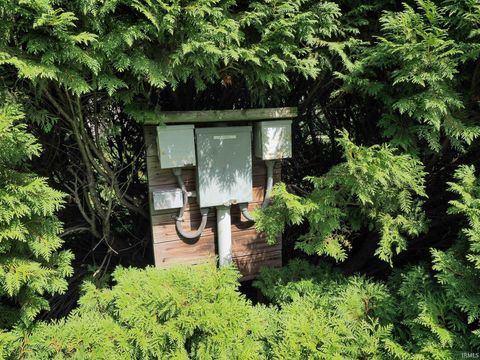 Tiny photo for 6805 E Palmer Drive, Monticello, IN 47960 (MLS # 202538610)