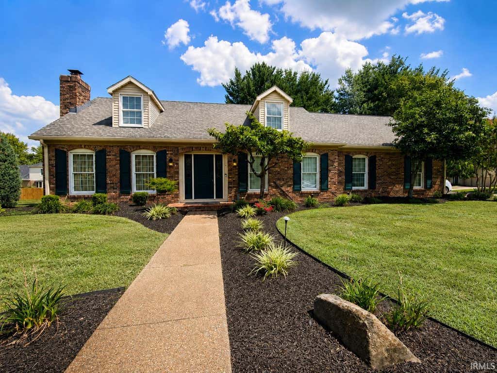 Photo of 6150 Knight Drive, Evansville, IN 47715 (MLS # 202635309)
