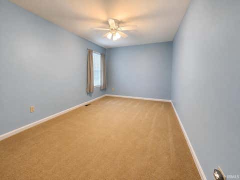 Tiny photo for 6150 Knight Drive, Evansville, IN 47715 (MLS # 202635309)