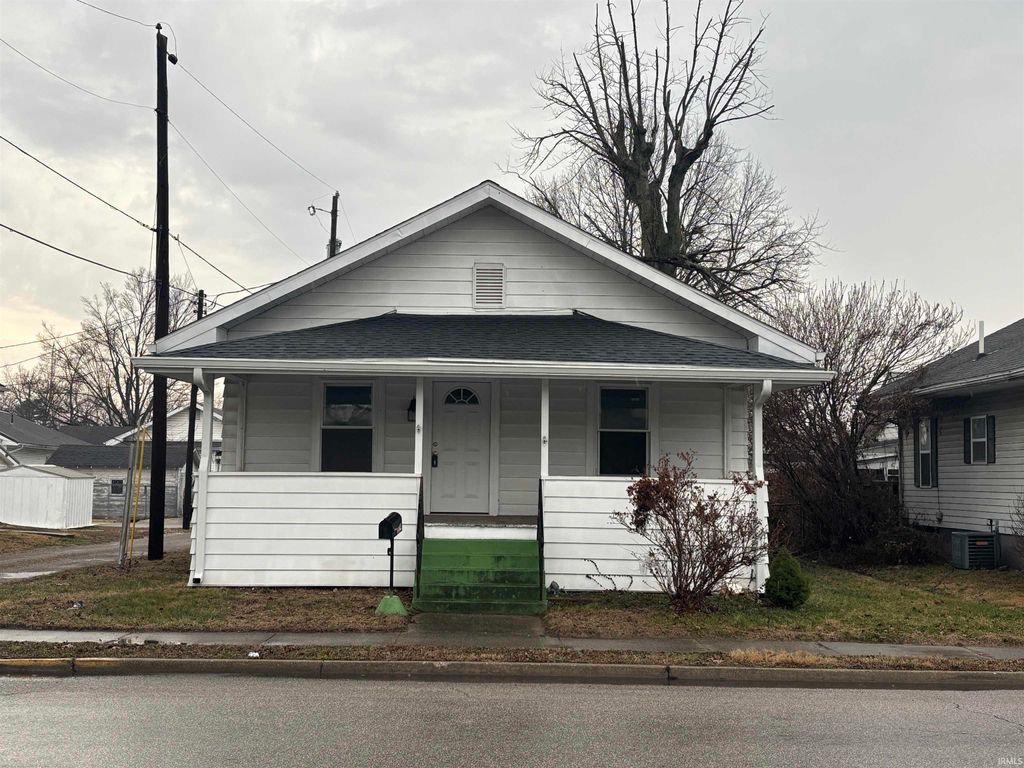 Photo of 1159 E Saint Clair Street, Vincennes, IN 47591 (MLS # 202606739)