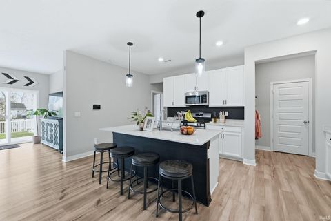 Tiny photo for 9208 Larson Drive, Pendleton, IN 46064 (MLS # 202614296)