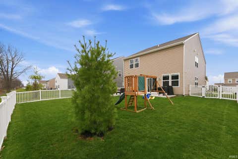 Tiny photo for 9208 Larson Drive, Pendleton, IN 46064 (MLS # 202614296)