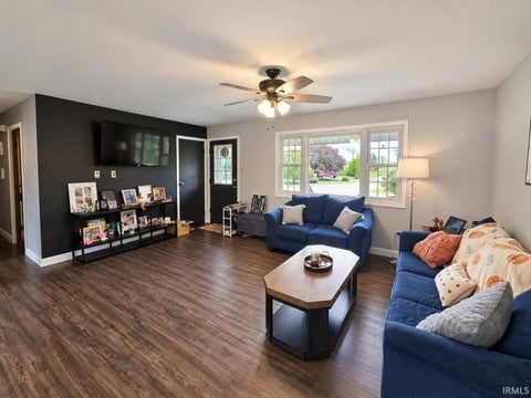 Tiny photo for 517 E Violet Drive, Francesville, IN 47946 (MLS # 202638661)