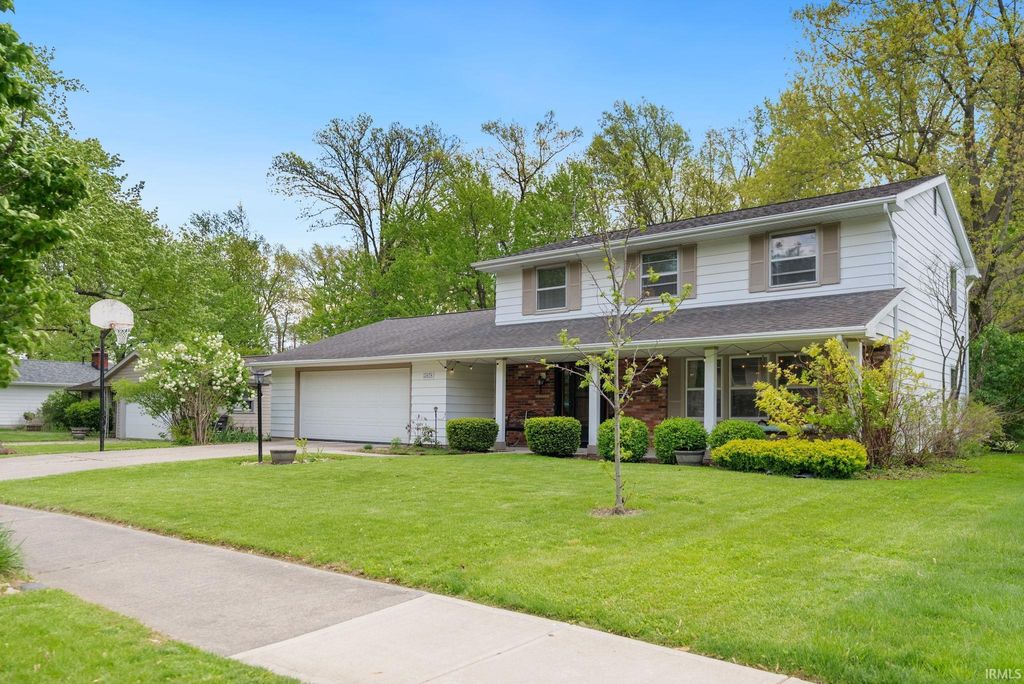 Photo of 5828 Countess Drive, Fort Wayne, IN 46815 (MLS # 202616919)