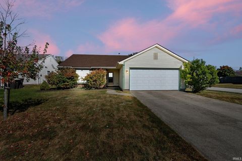 Photo of 1410 Billy Drive, Fort Wayne, IN 46825 (MLS # 202541089)