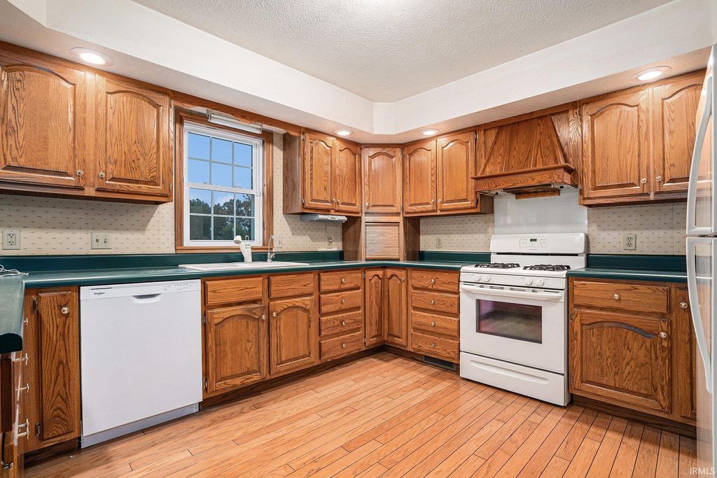 Photo of 10153 Inwood Road, Osceola, IN 46561 (MLS # 202542104)