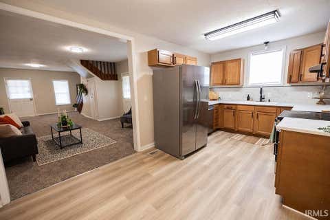 Tiny photo for 908 W Jackson Street, Kokomo, IN 46901 (MLS # 202622739)