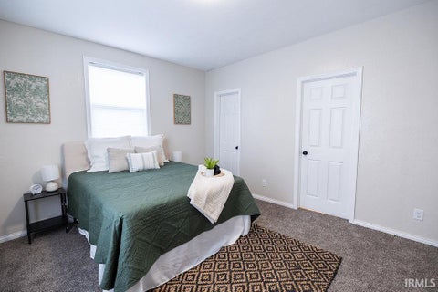 Tiny photo for 908 W Jackson Street, Kokomo, IN 46901 (MLS # 202622739)