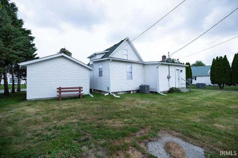 Tiny photo for 908 W Jackson Street, Kokomo, IN 46901 (MLS # 202622739)