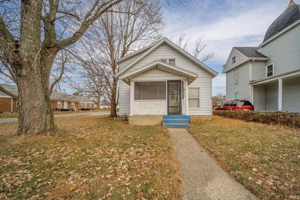 Photo of 706 E 32Nd Street, Anderson, IN 46016 (MLS # 202549873)