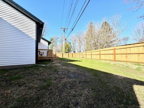 Tiny photo for 103 E Warren Street, Mitchell, IN 47446 (MLS # 202608138)