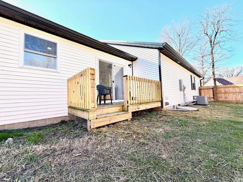 Tiny photo for 103 E Warren Street, Mitchell, IN 47446 (MLS # 202608138)