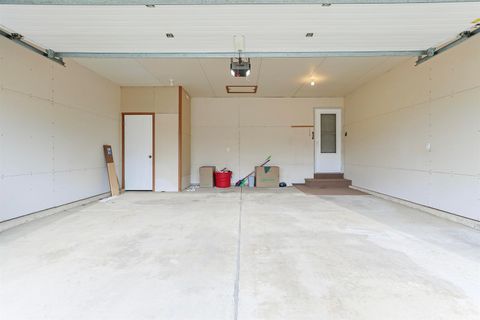 Tiny photo for 6410 Cedar Trail, South Bend, IN 46614 (MLS # 202612696)