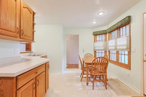 Tiny photo for 6410 Cedar Trail, South Bend, IN 46614 (MLS # 202612696)