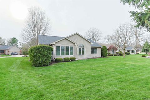 Tiny photo for 6410 Cedar Trail, South Bend, IN 46614 (MLS # 202612696)