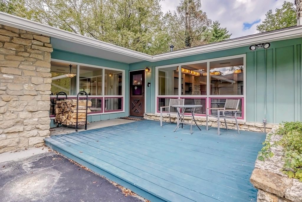 Photo of 1325 E Elliston Drive, Bloomington, IN 47401 (MLS # 202616052)