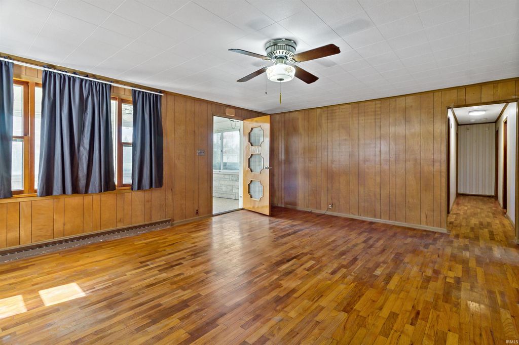 Photo of 4819 S Florence Drive, Marion, IN 46953 (MLS # 202609873)