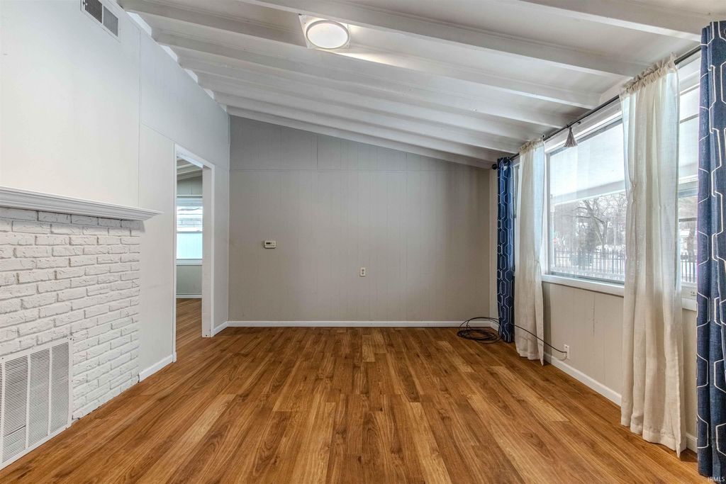 Photo of 817 W Edgar Avenue, Mishawaka, IN 46545 (MLS # 202548772)