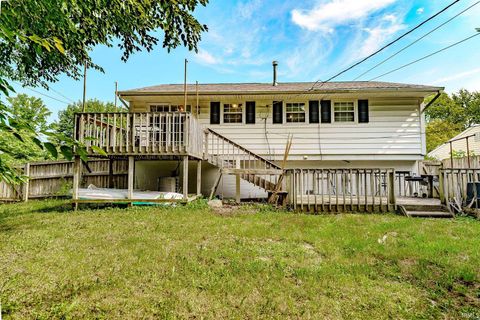 Tiny photo for 2303 Ottawa Dr Dr, Lafayette, IN 47909 (MLS # 202532060)