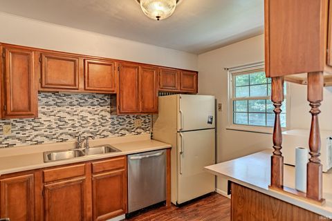 Tiny photo for 2303 Ottawa Dr Dr, Lafayette, IN 47909 (MLS # 202532060)