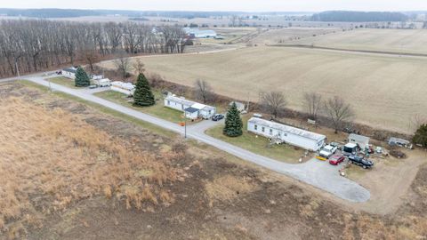 Tiny photo for 4204 N 1350 E, Burnettsville, IN 47926 (MLS # 202600909)