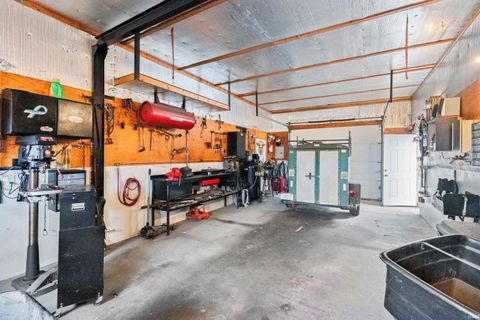 Tiny photo for 4204 N 1350 E, Burnettsville, IN 47926 (MLS # 202600909)