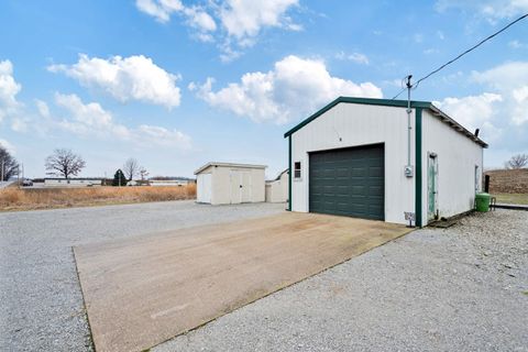 Tiny photo for 4204 N 1350 E, Burnettsville, IN 47926 (MLS # 202600909)