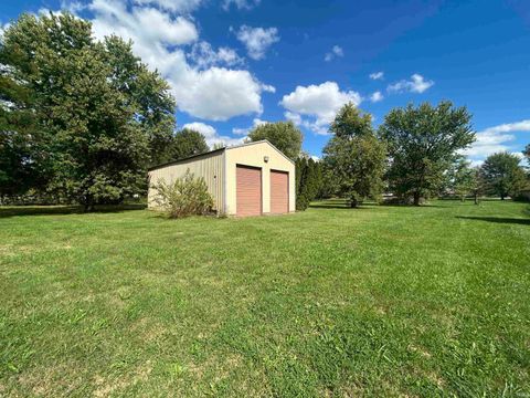 Photo of 8561 Shelbyville Road, Indianapolis, IN 46259 (MLS # 202540802)