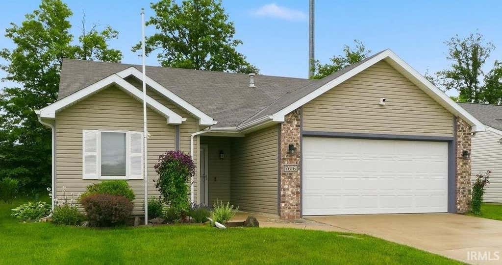 Photo of 7616 Bowlander Way, Fort Wayne, IN 46835 (MLS # 202630965)