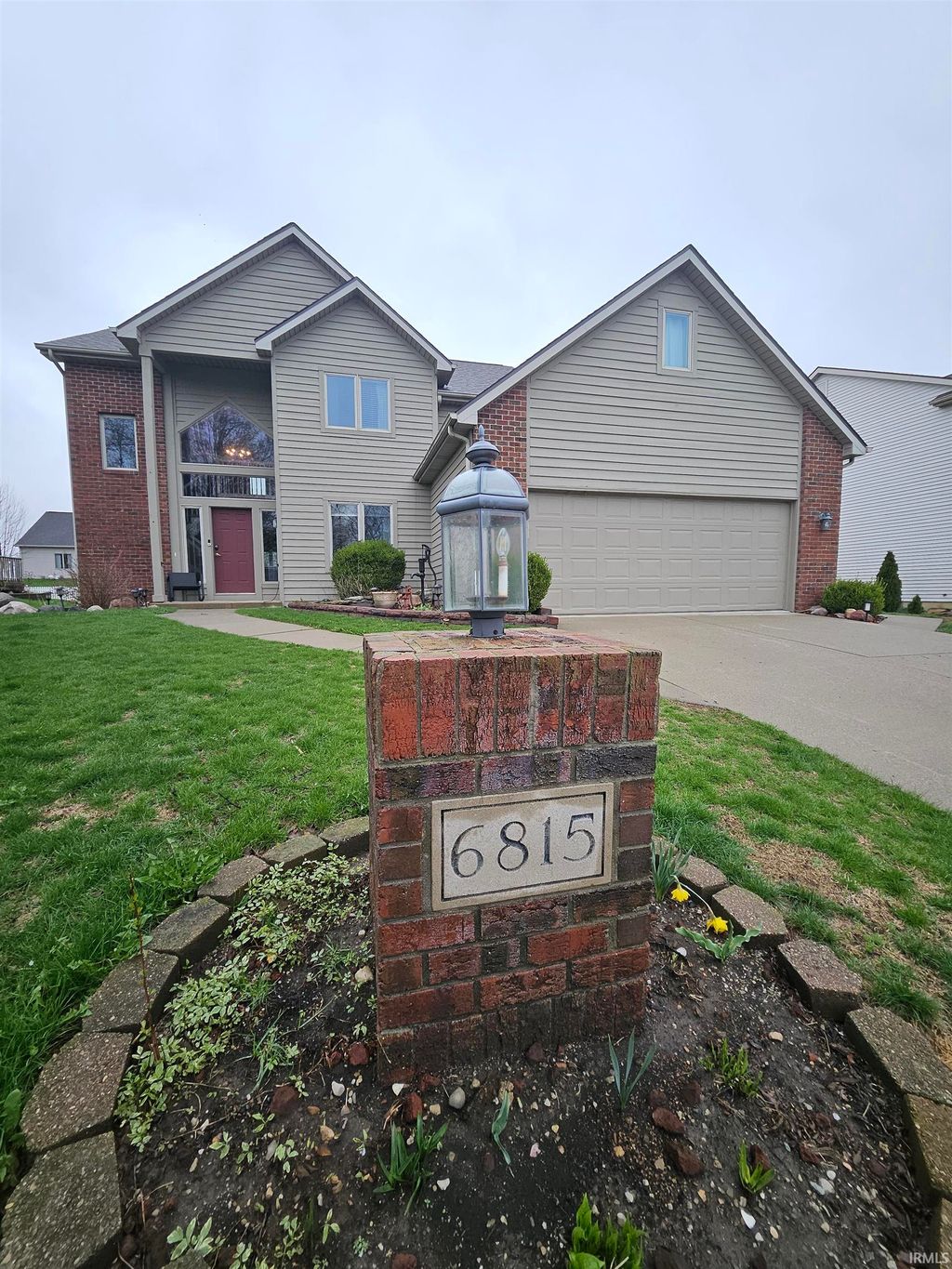 Photo of 6815 Mapleton Drive, Fort Wayne, IN 46845 (MLS # 202610693)