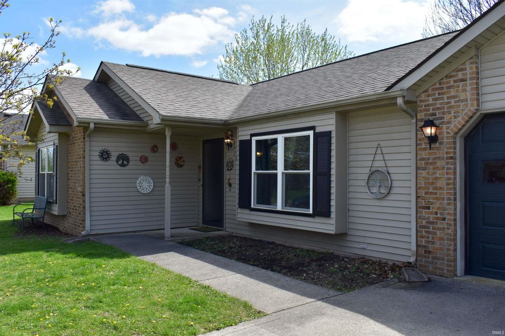 Photo of 103 Dogwood Lane, Portland, IN 47371 (MLS # 202612704)