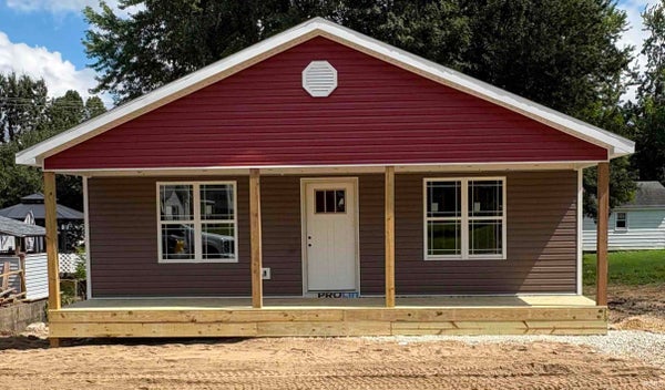 227 N LINCOLN AVE, OAKLAND CITY, IN 47660 - Image 982655228d4b12e71b2af045d42e5fb9/2407102408