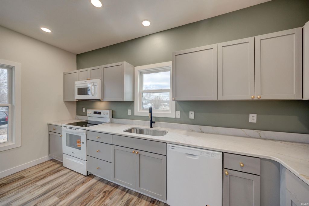 Photo of 227 N Lincoln Street, Oakland City, IN 47660 (MLS # 202628642)