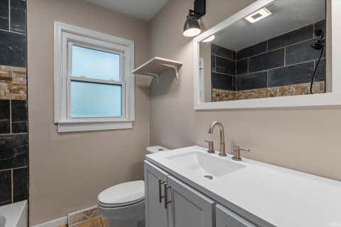 Tiny photo for 117 Graywood Avenue, Elkhart, IN 46516 (MLS # 202635314)