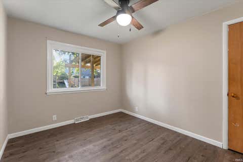 Tiny photo for 117 Graywood Avenue, Elkhart, IN 46516 (MLS # 202635314)
